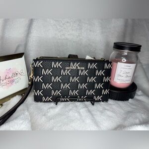 🖤🥥Michael Kors Jet Set Brown Black Wristlet🥥🖤